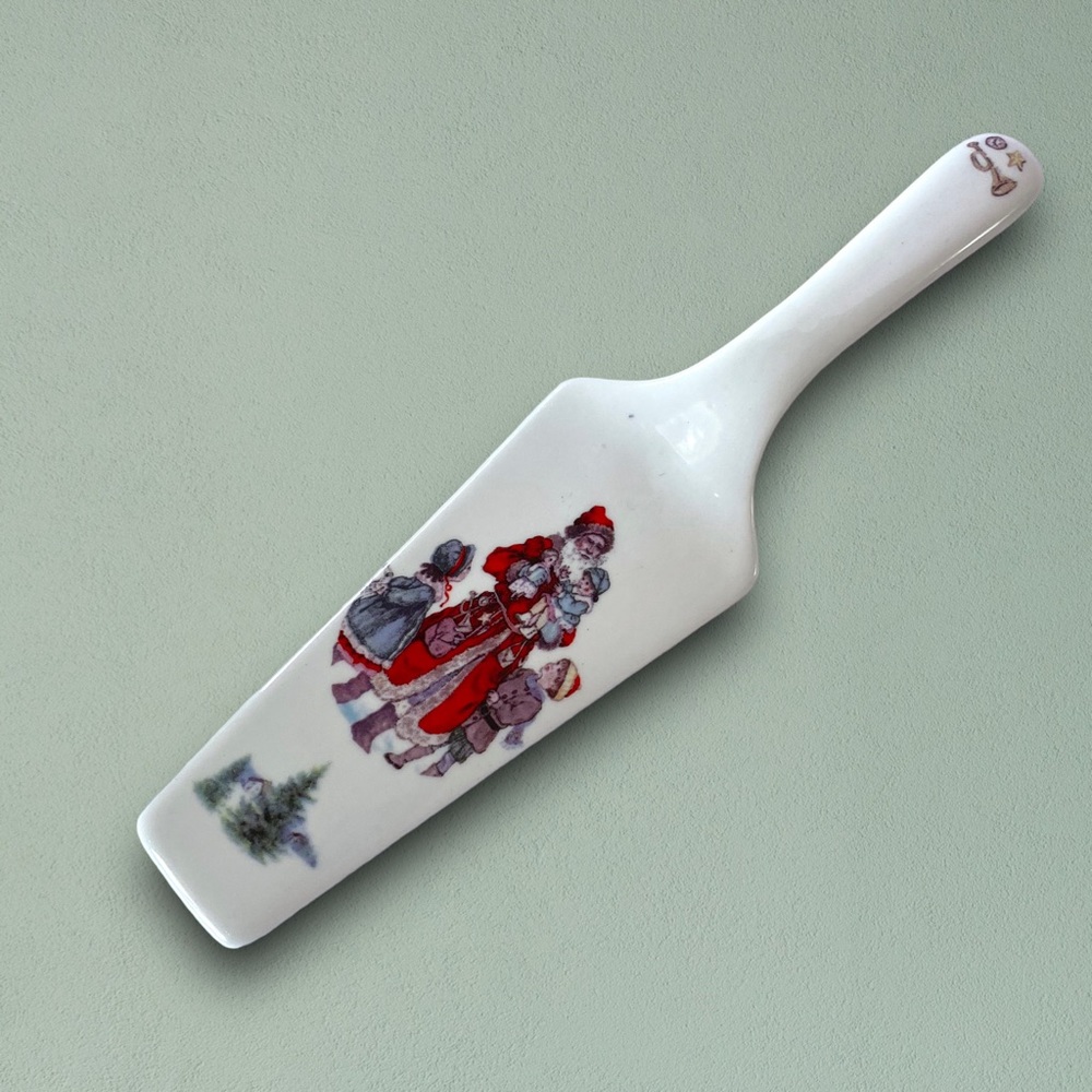 Maxwell & Williams Porcelain Cake Pie Server Santa Christmas